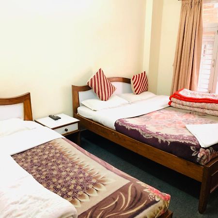 Hotel Dolphin Kathmandu Bagian luar foto