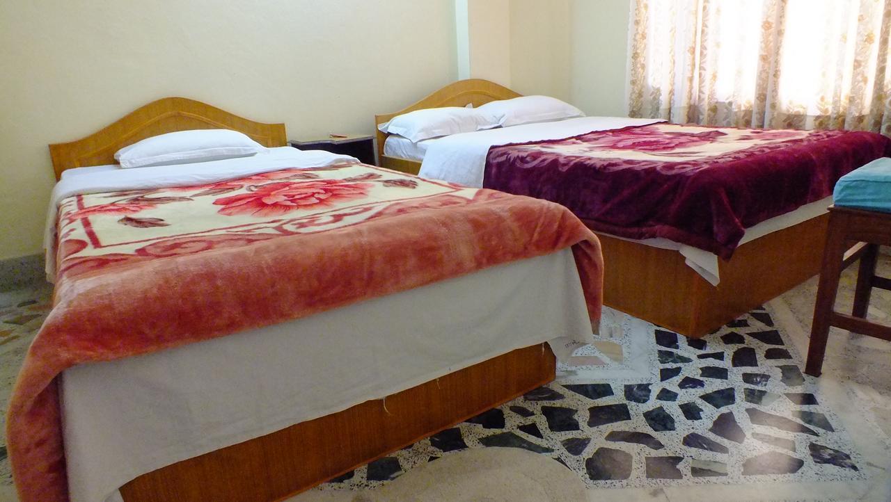 Hotel Dolphin Kathmandu Bagian luar foto