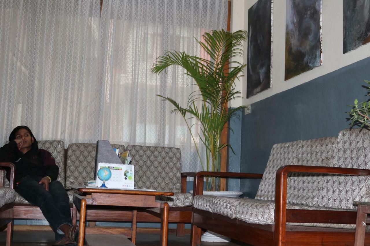 Hotel Dolphin Kathmandu Bagian luar foto
